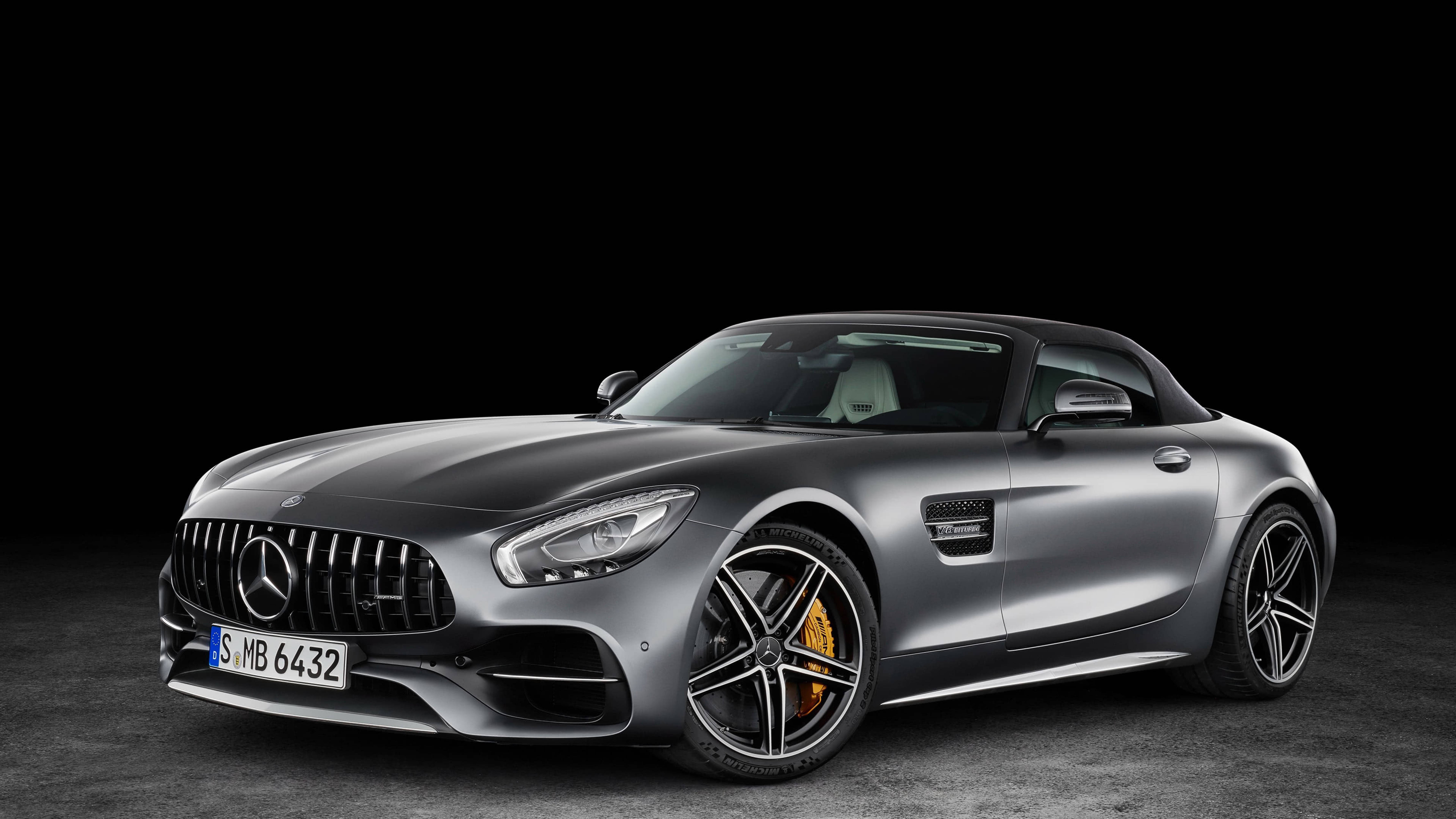 مرسڈیز AMG 4K سلور ایستھیٹک گاڑی وال پیپر