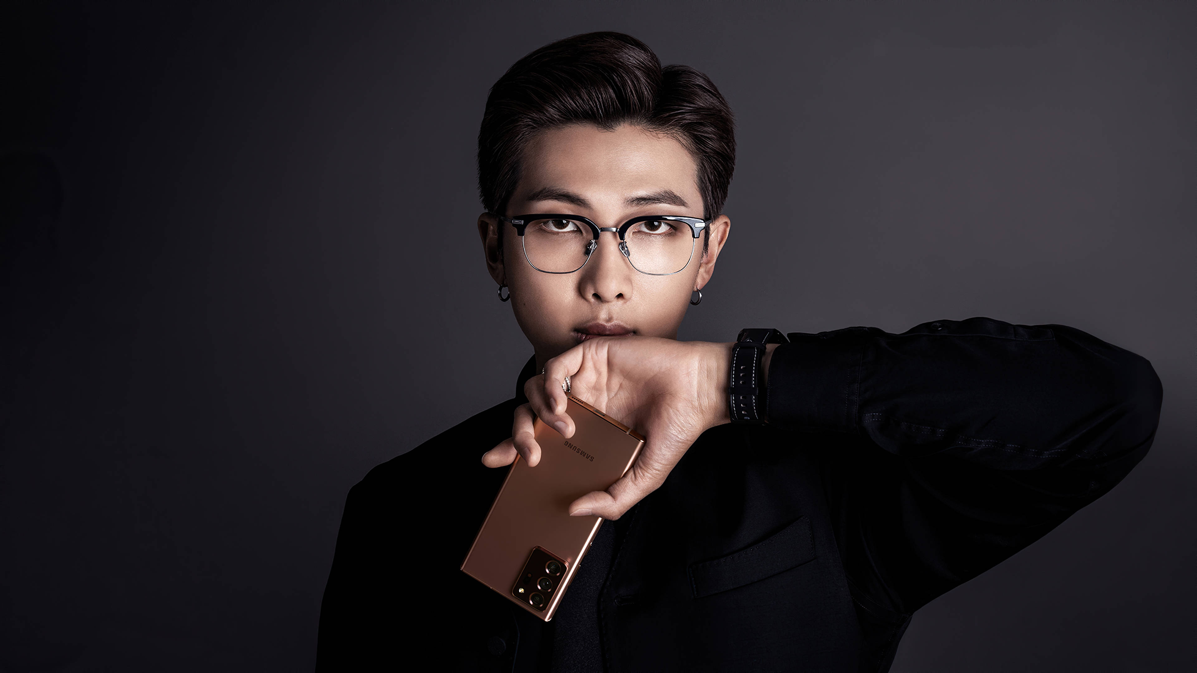 جمالیاتی Bts RM فون ماڈلنگ وال پیپر