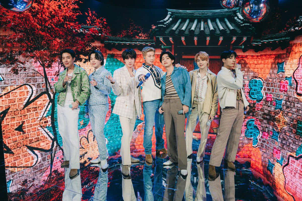 BTS The Late Late Show With James Corden تصویر وال پیپر