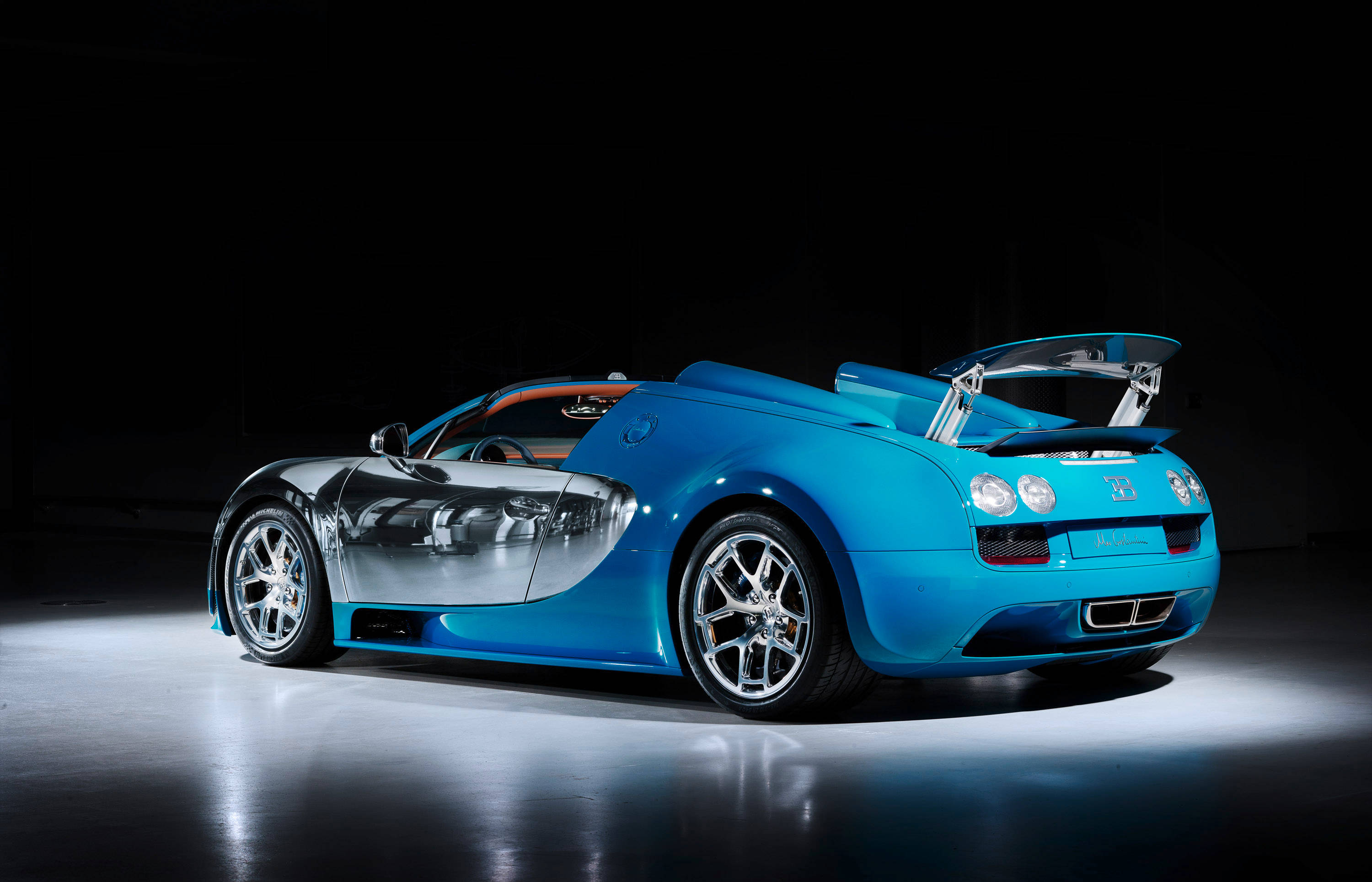 Bugatti Veyron کا پچھلا منظر وال پیپر