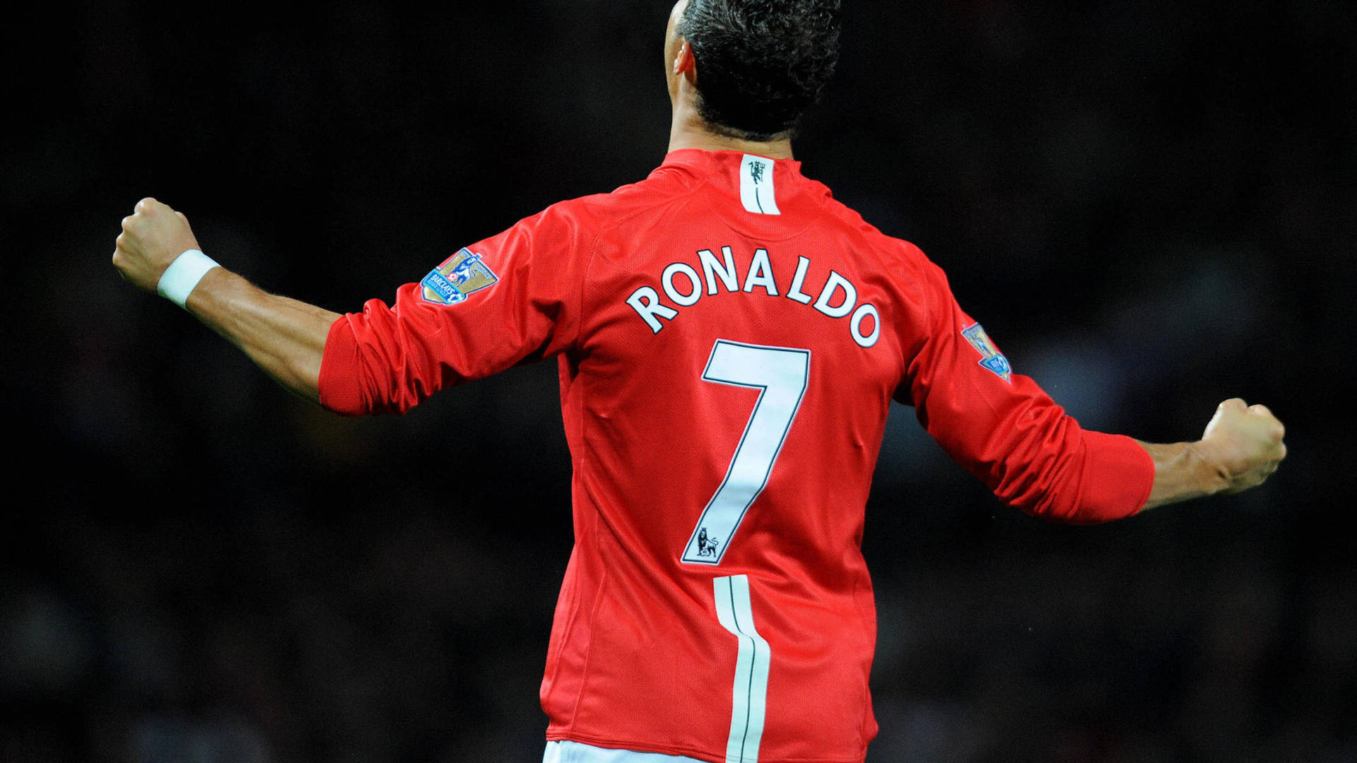 CR7 HD بازو اٹھاتے ہوئے وال پیپر