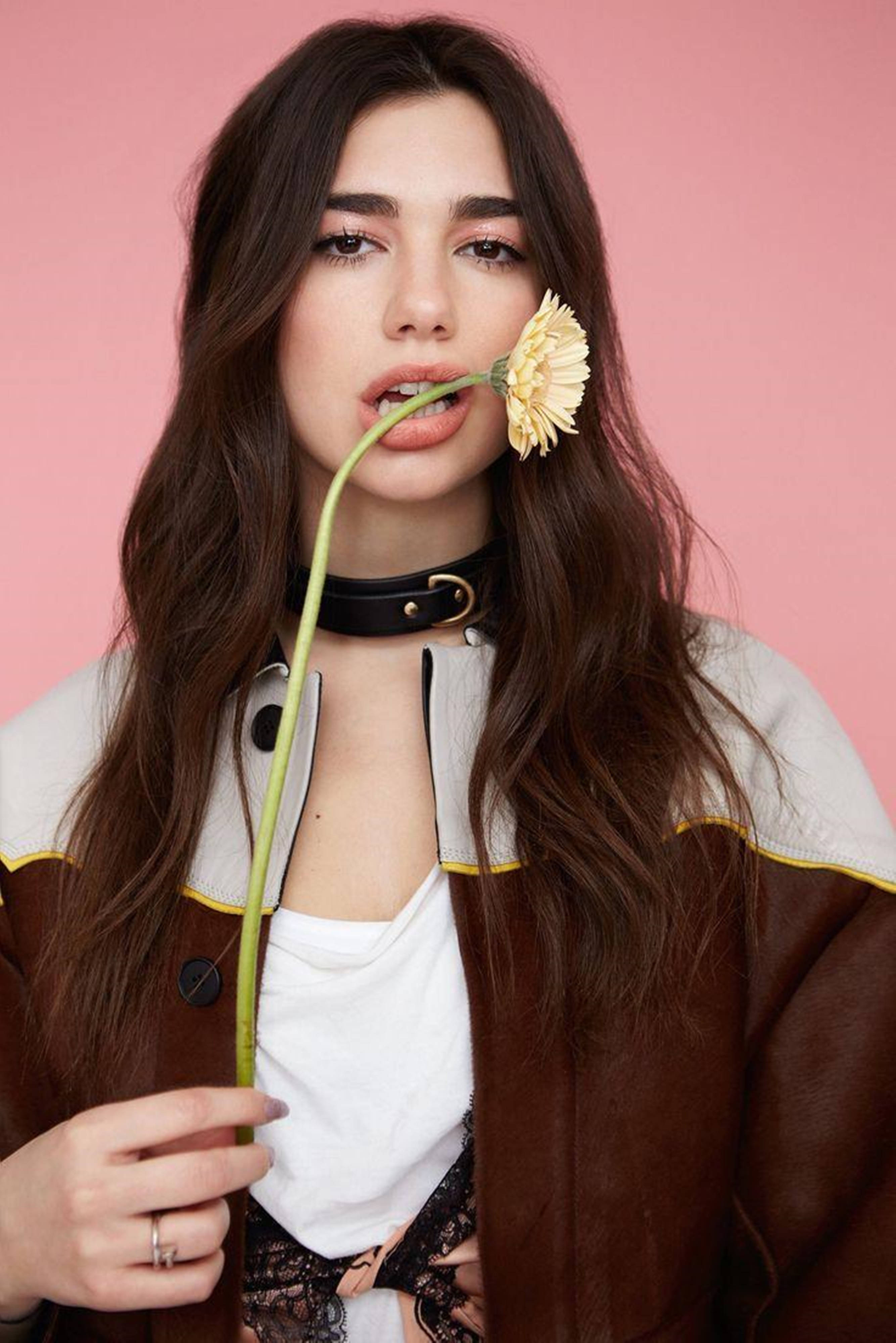 Dua Lipa 4K برائے Glamcult وال پیپر