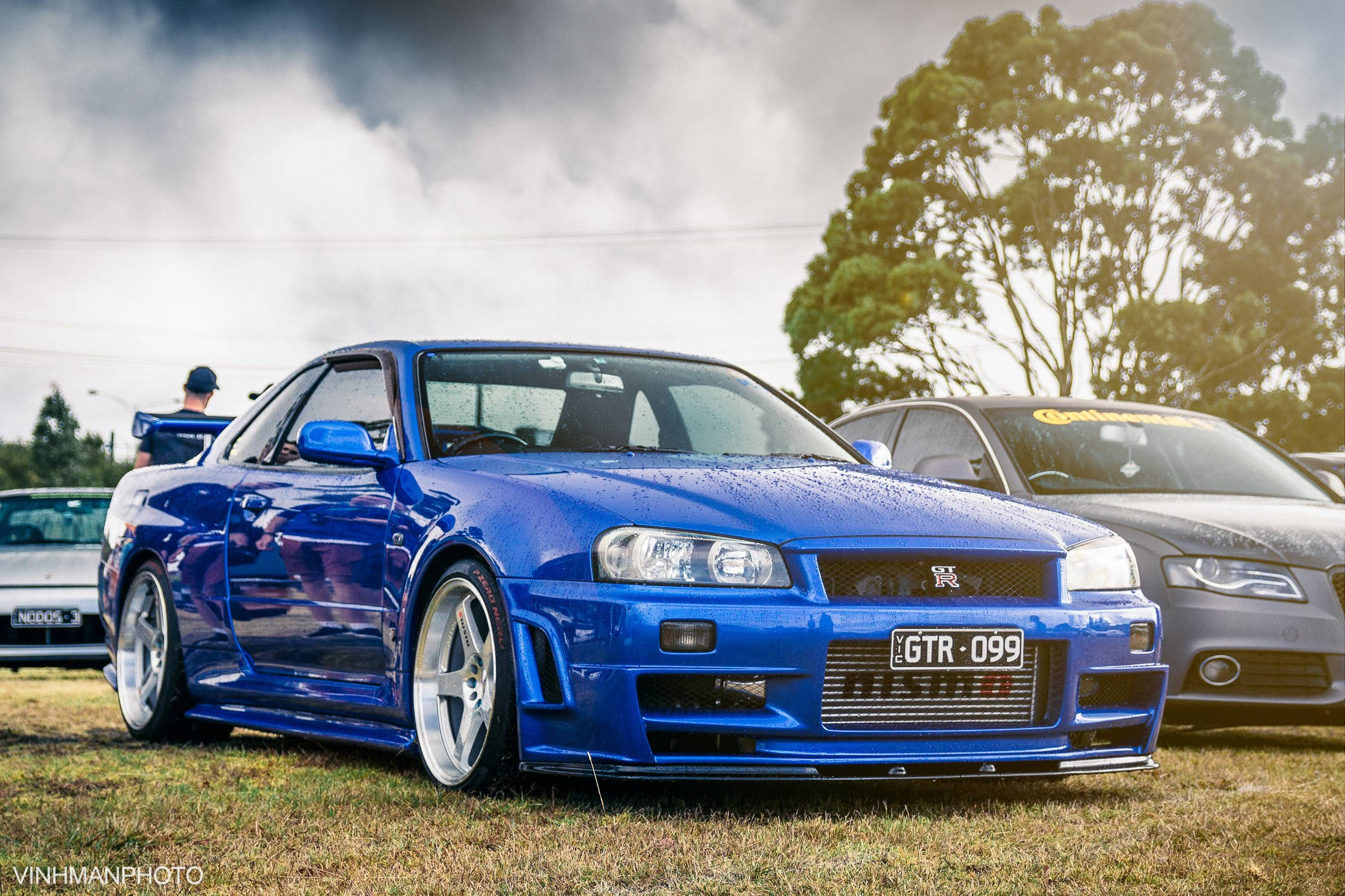 چمکدار نیلی نسان اسکائی لائن GTR R34 وال پیپر
