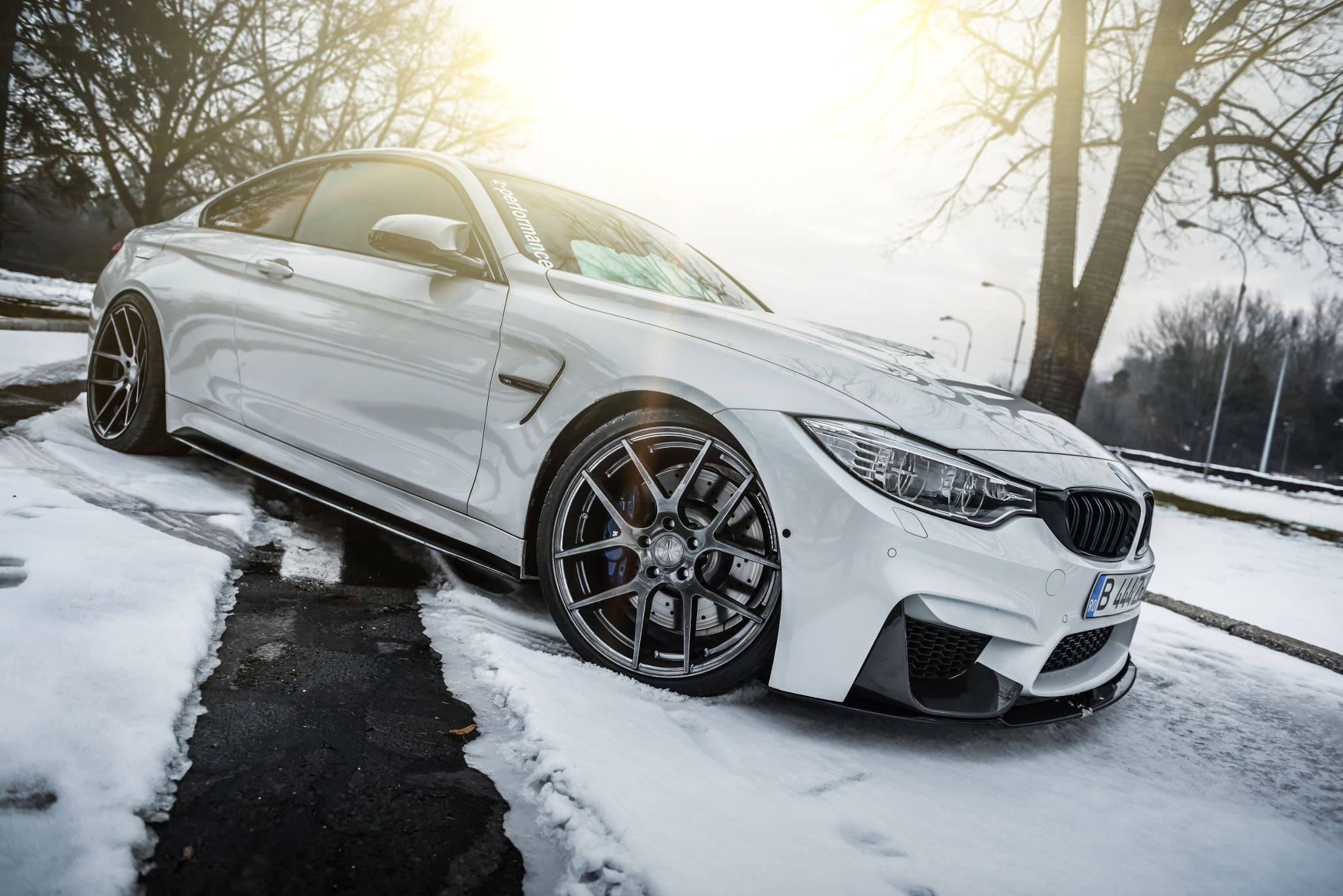 سلیک وائٹ M4 BMW لیپ ٹاپ وال پیپر