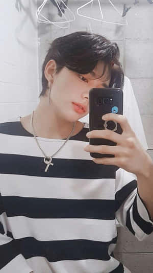 hyunjin [وال پیپر]